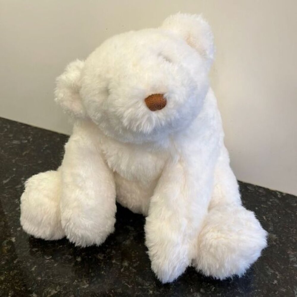Gund White Crummpet Bear #15013. Size 11”